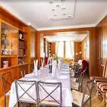 Manoir Romantique 8 Mn Du Et 2 De Paris Holiday home *