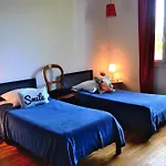 Manoir Romantique 8 Mn Du Et 2 De Paris Holiday home Montier-en-Der