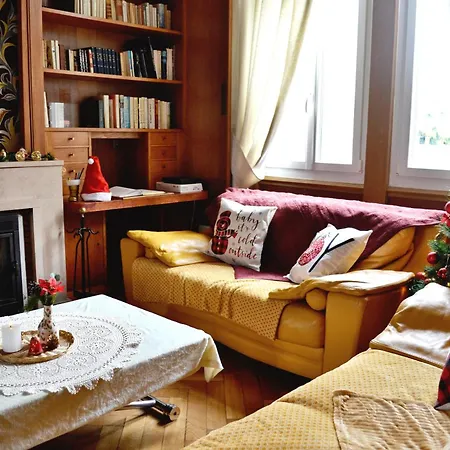 Manoir Romantique 8 Mn Du Et 2 De Paris Holiday home